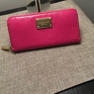 Michael Kors wallet